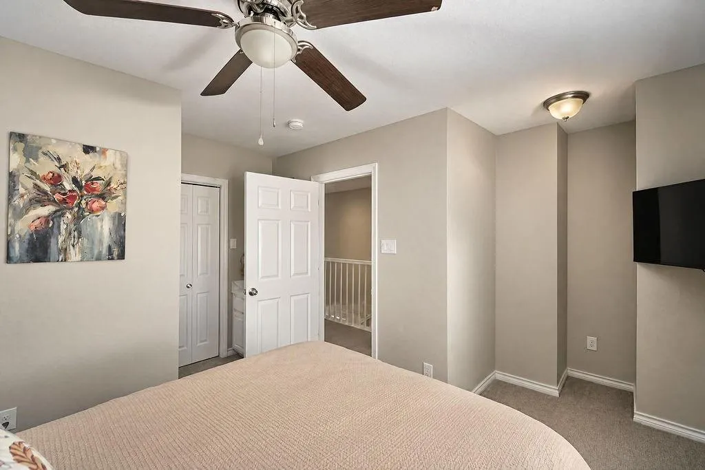 8781 Crestview Drive