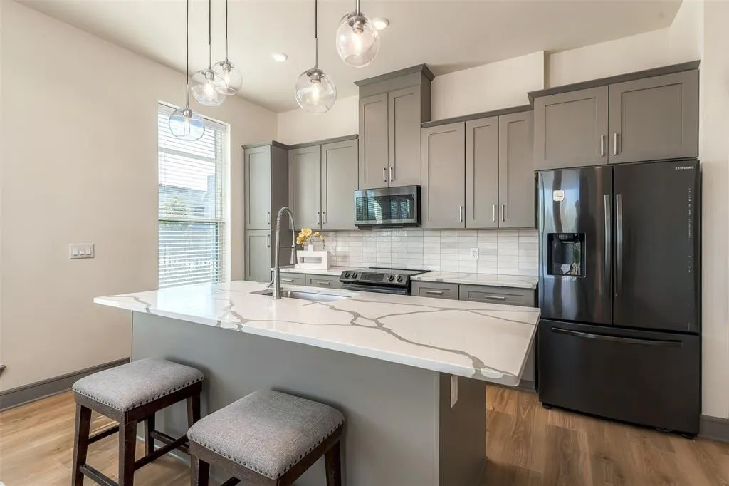 2700 Old Denton Road #1012