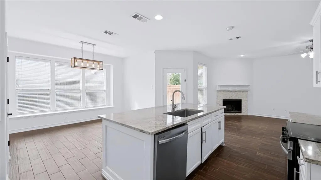 15920 Alvarado Drive