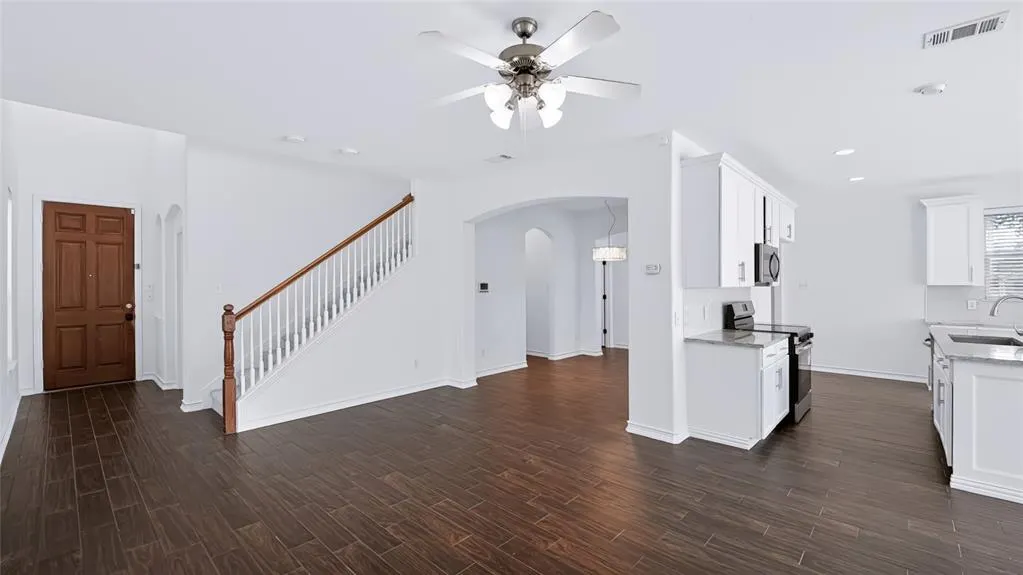 15920 Alvarado Drive