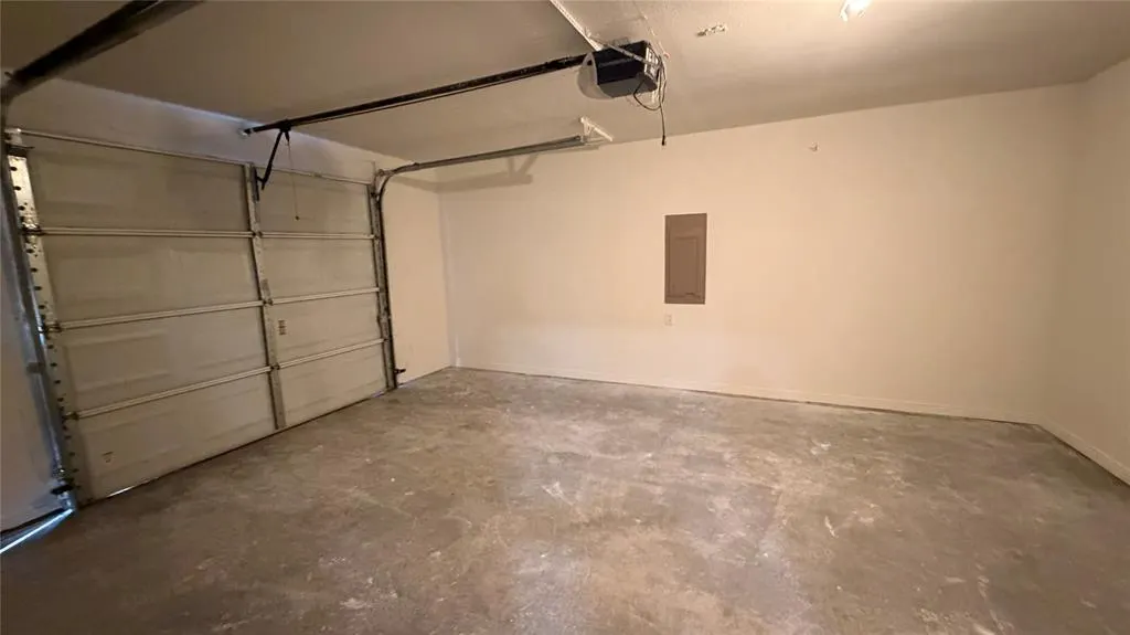 2709 Fish Tank Road