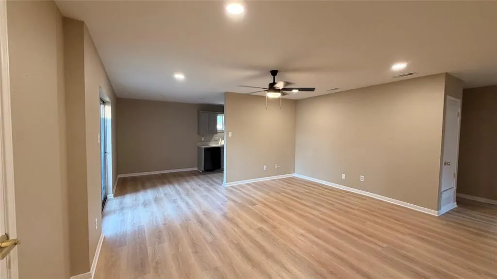 2709 Fish Tank Road