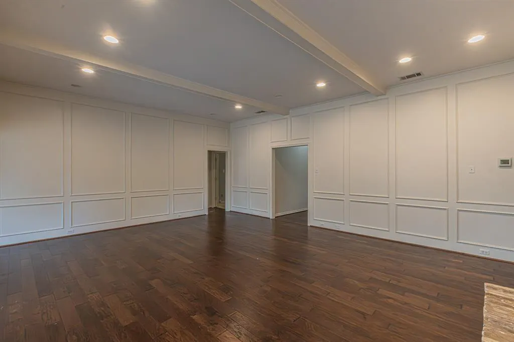 7003 Claybrook Drive