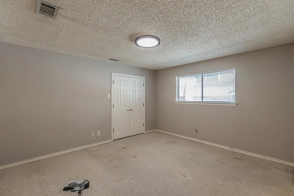 7003 Claybrook Drive