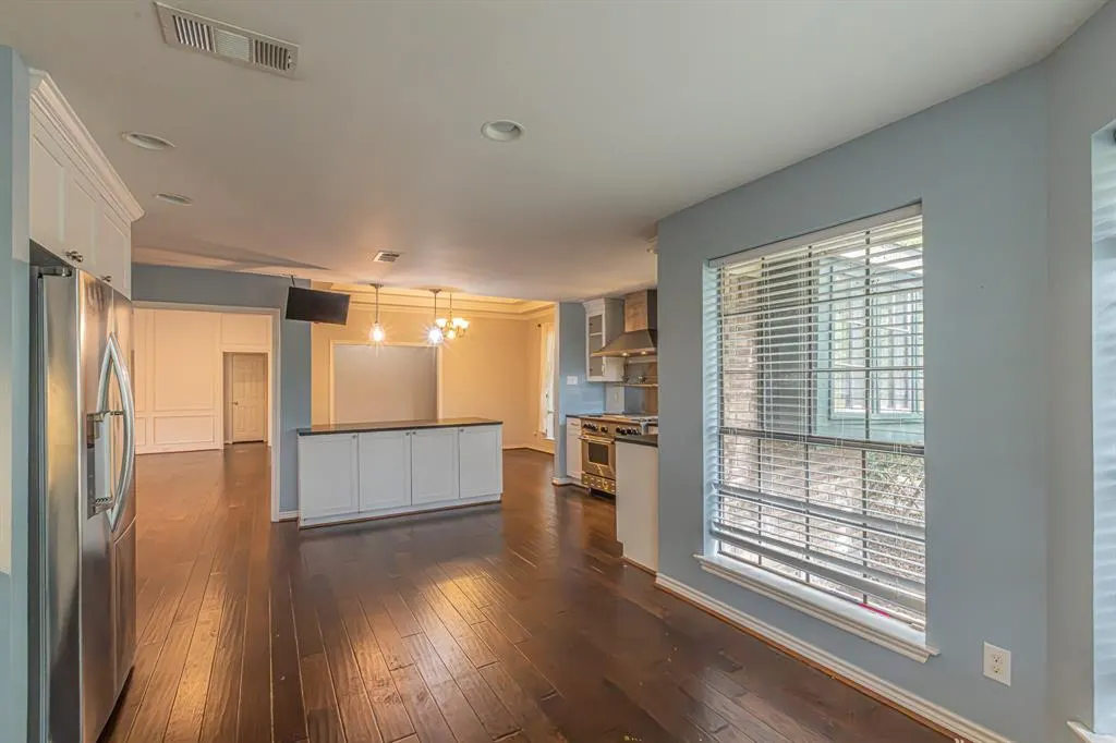 7003 Claybrook Drive