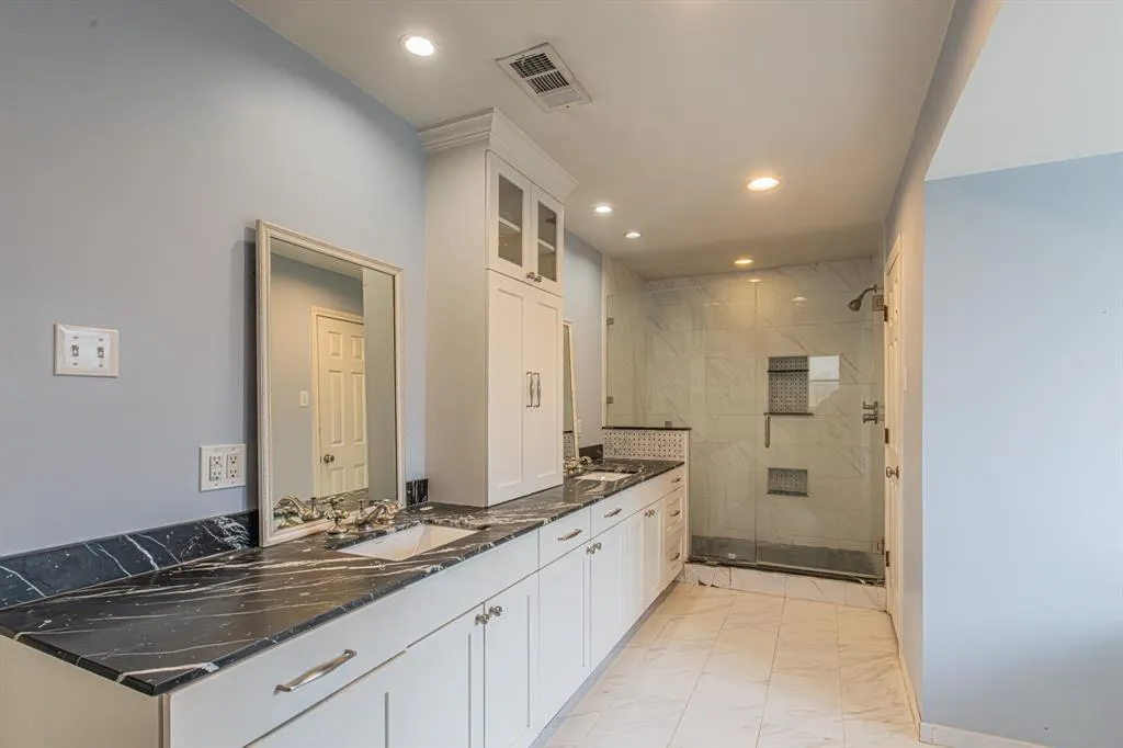 7003 Claybrook Drive