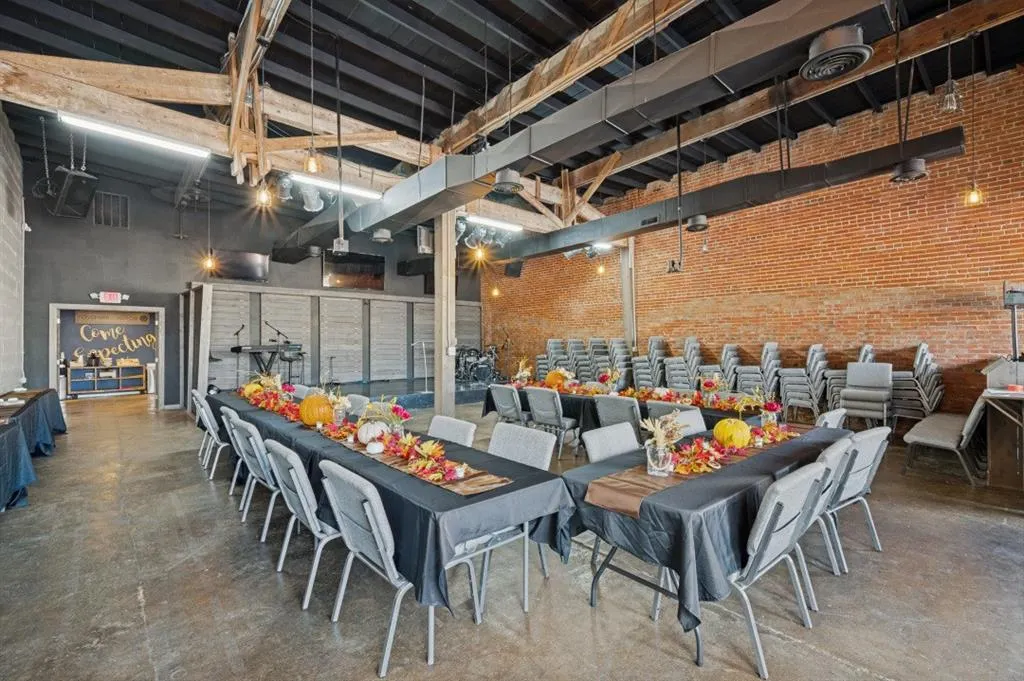 310 W Walnut Street