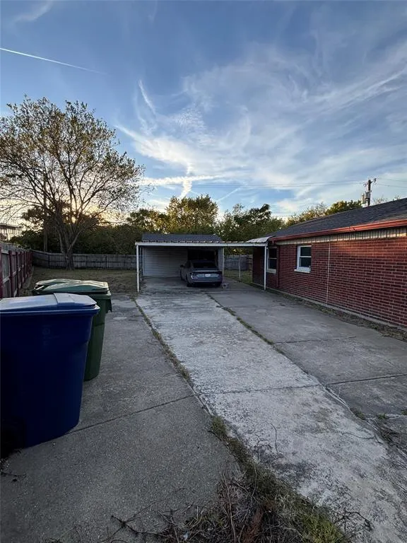 1921 Danbury Drive