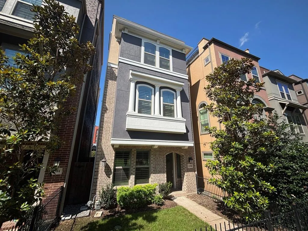 1354 Romano Place