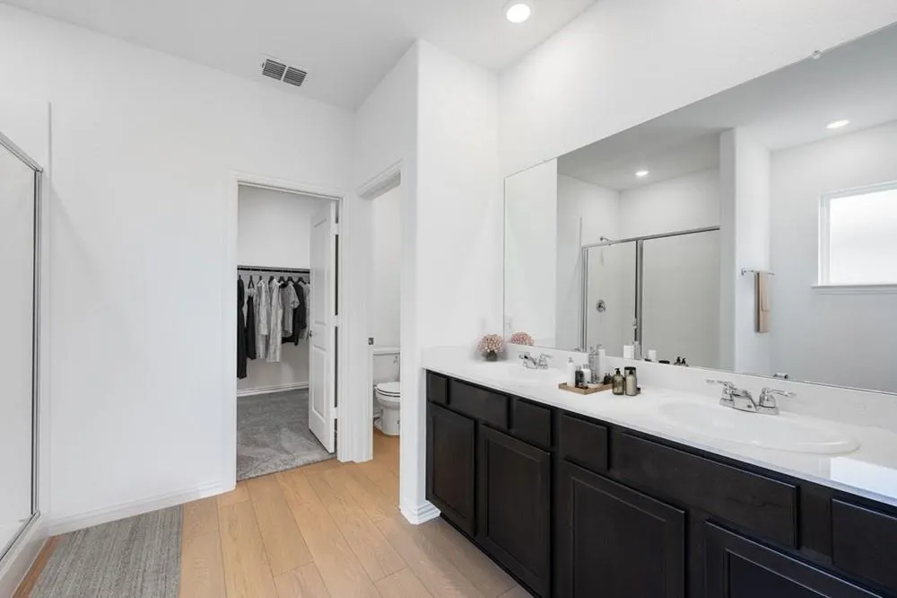2320 Buffalo Bayou Way
