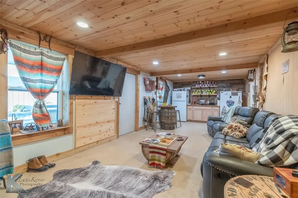 684 Taylor Ridge Estates Road