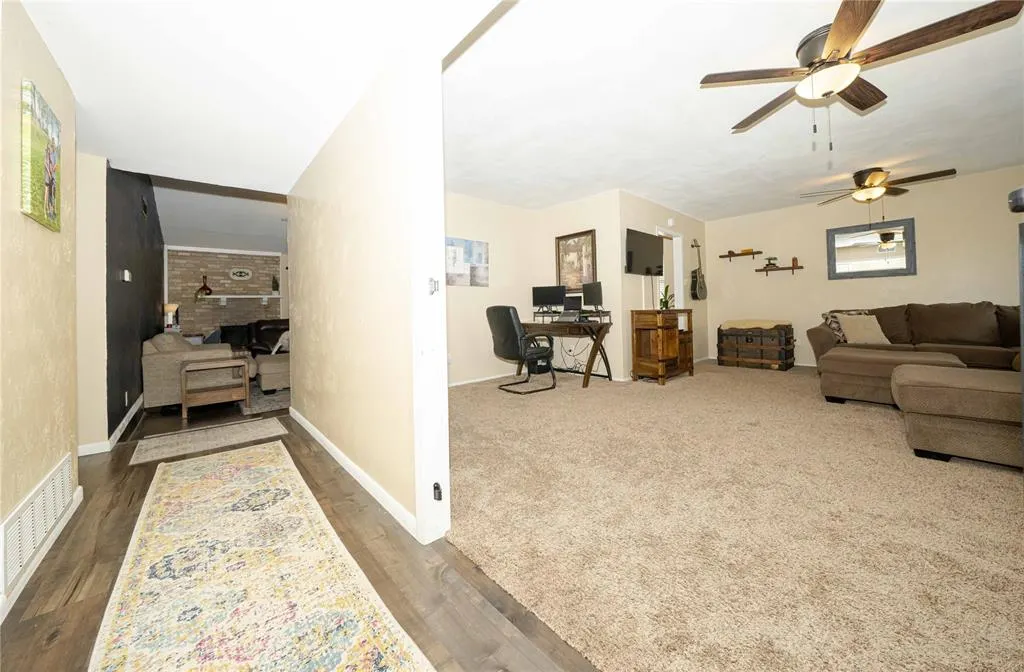 1911 Crooked Creek Lane
