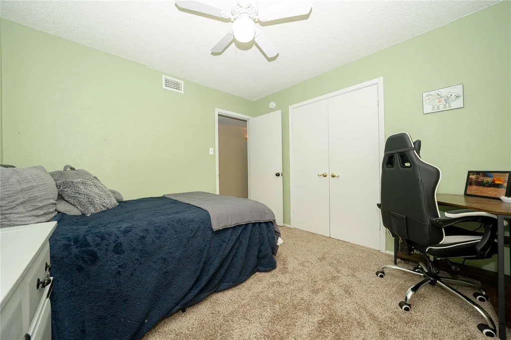 1911 Crooked Creek Lane