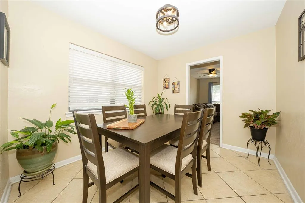 1911 Crooked Creek Lane