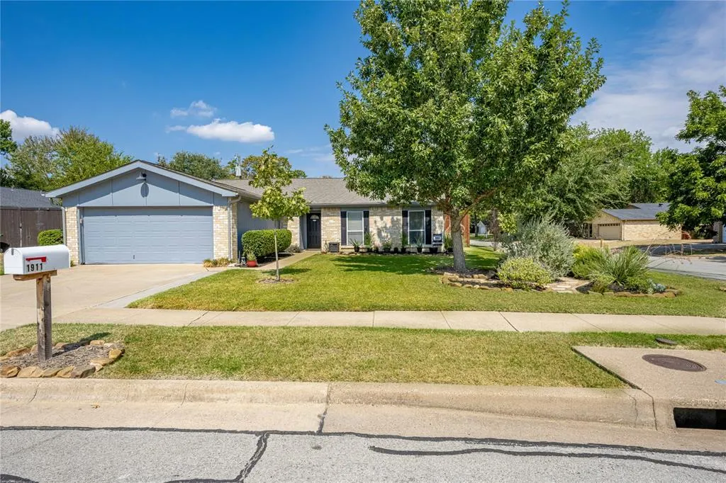 1911 Crooked Creek Lane