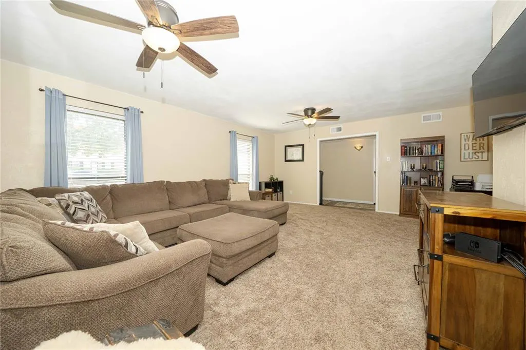 1911 Crooked Creek Lane