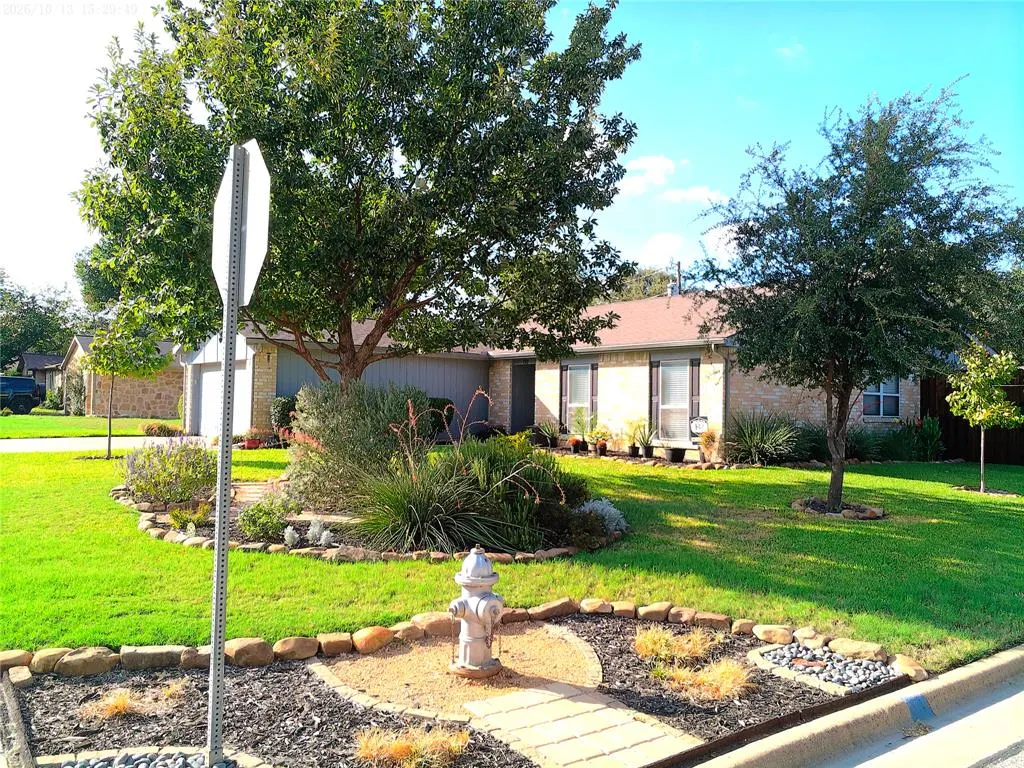 1911 Crooked Creek Lane