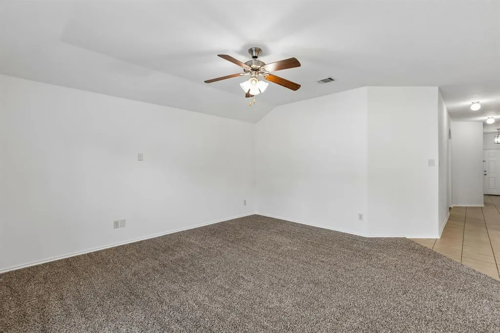 914 Bens Drive