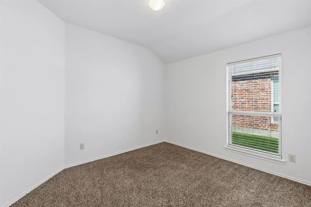 914 Bens Drive