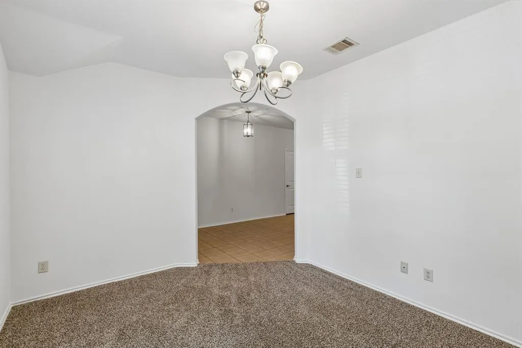 914 Bens Drive