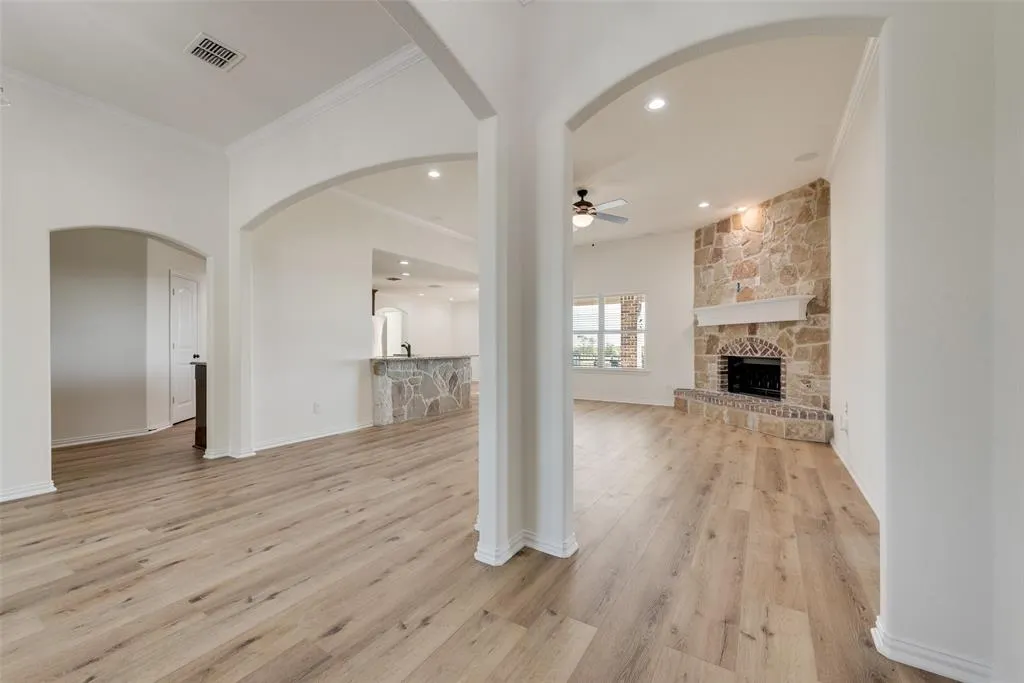 304 Canales Road