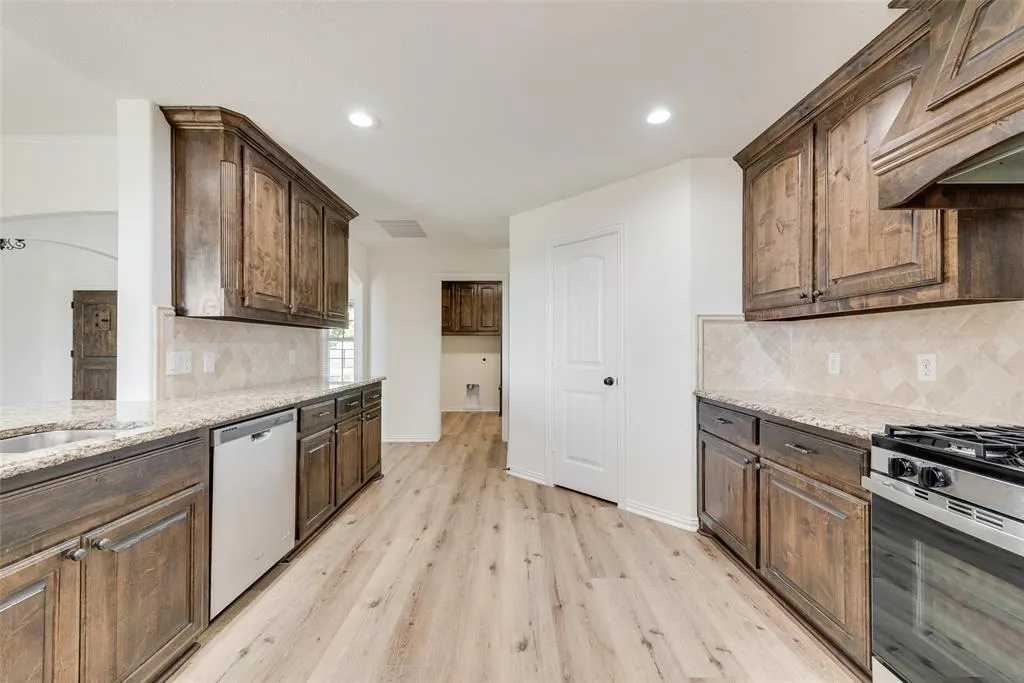 304 Canales Road