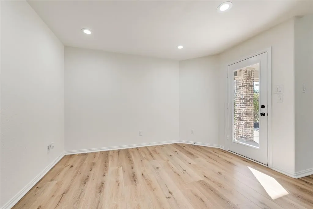 304 Canales Road