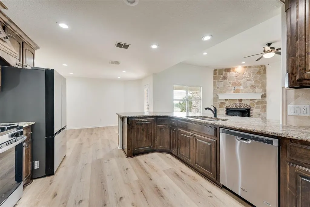 304 Canales Road