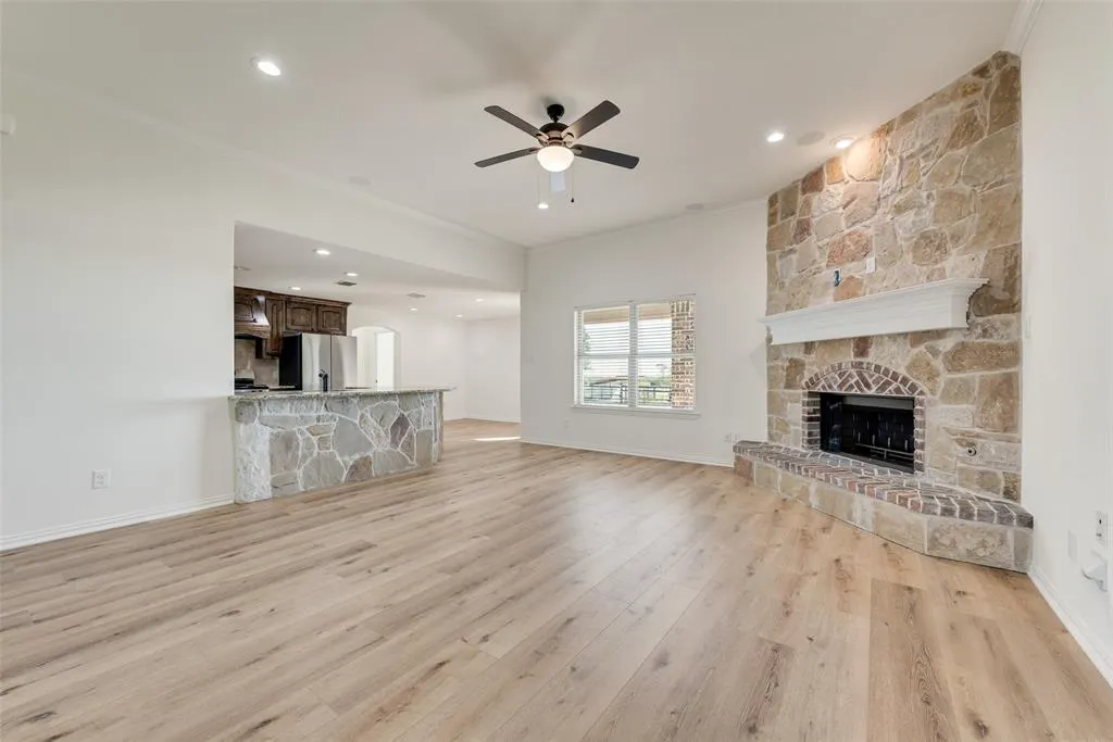 304 Canales Road