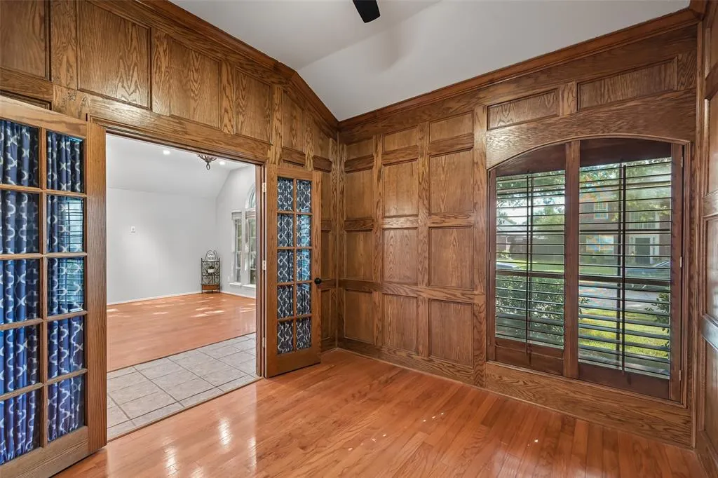 3837 Pine Valley Drive