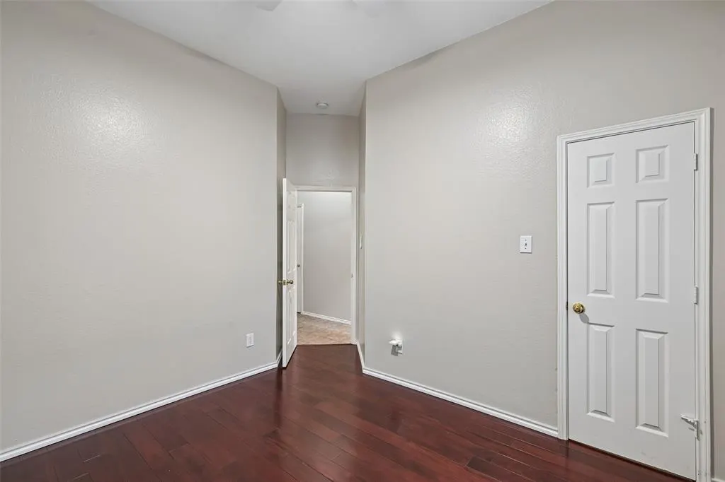 3837 Pine Valley Drive