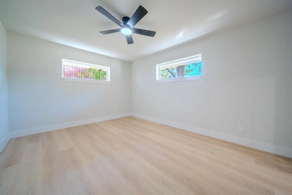1216 Nokomis Avenue