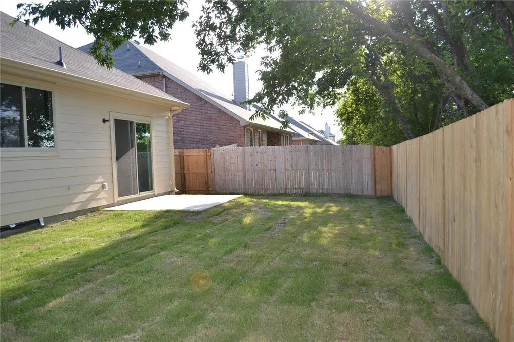 4413 Hummingbird Drive