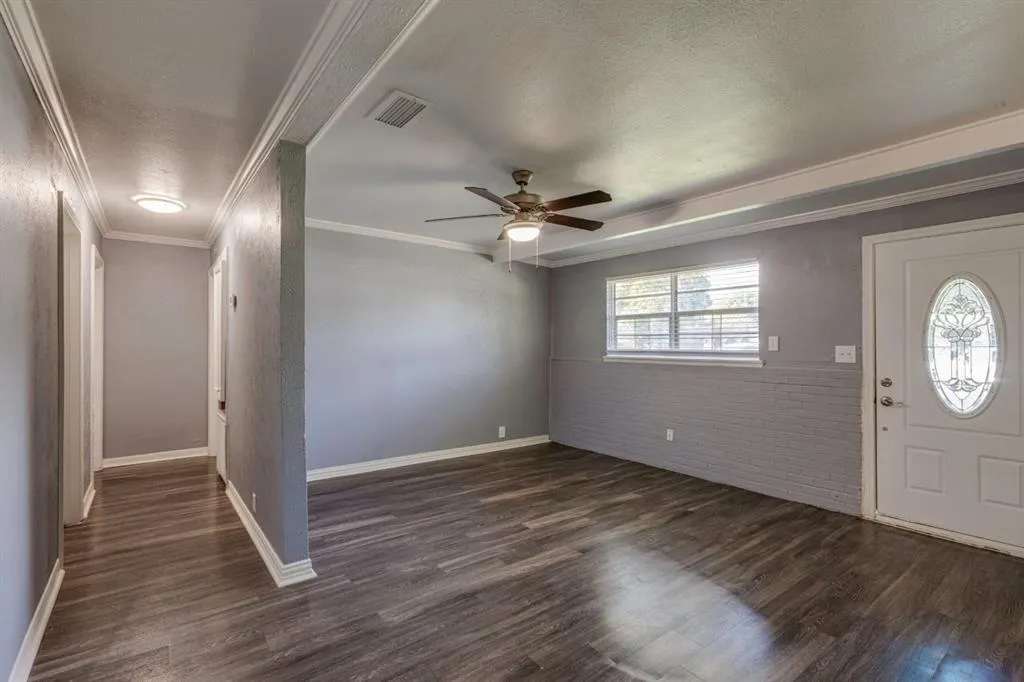 1812 Del Rancho Drive