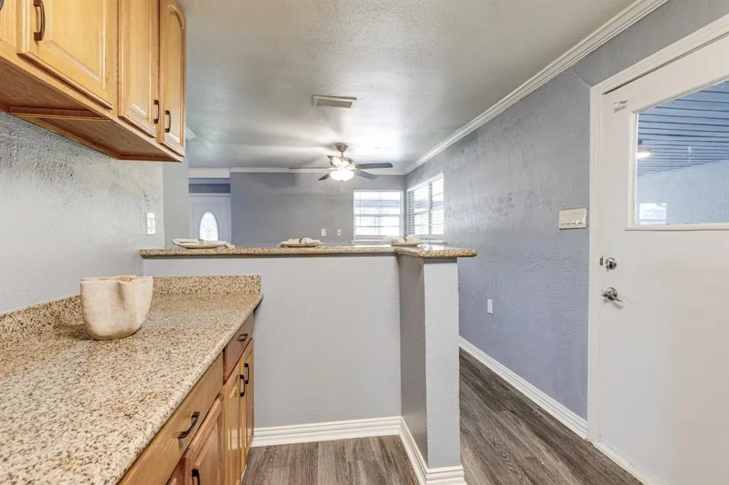 1812 Del Rancho Drive