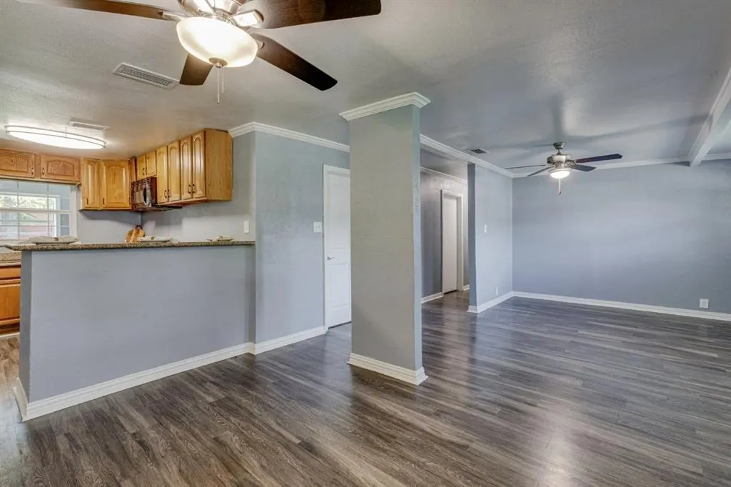 1812 Del Rancho Drive