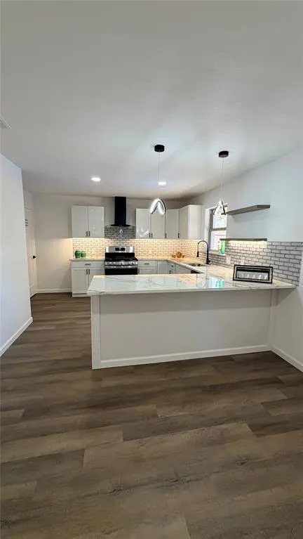 1326 TANAGER Lane