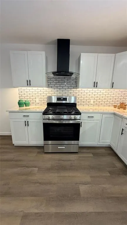 1326 TANAGER Lane