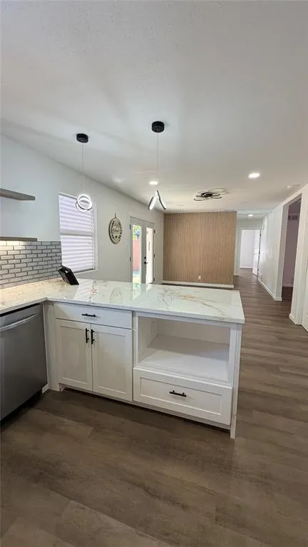 1326 TANAGER Lane