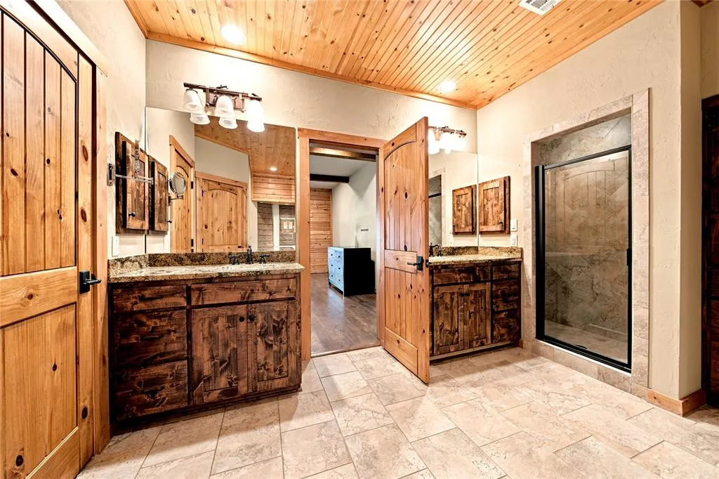 8726 Toler Pointe