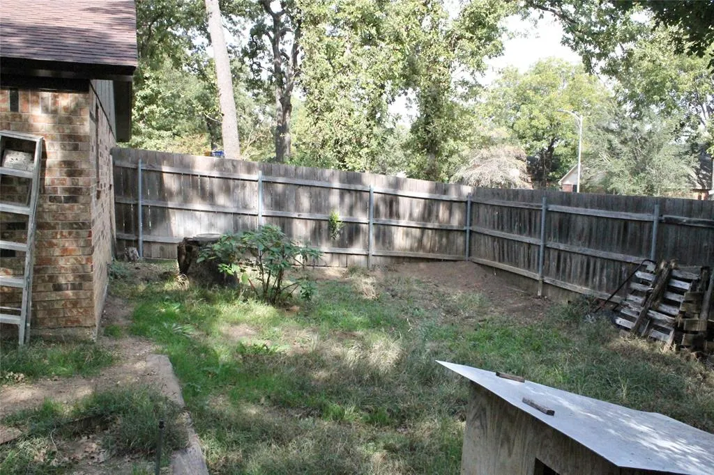 5301 Aurora Court