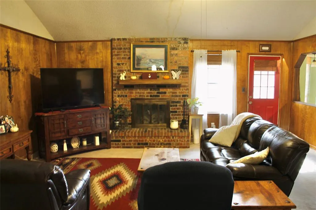 5301 Aurora Court