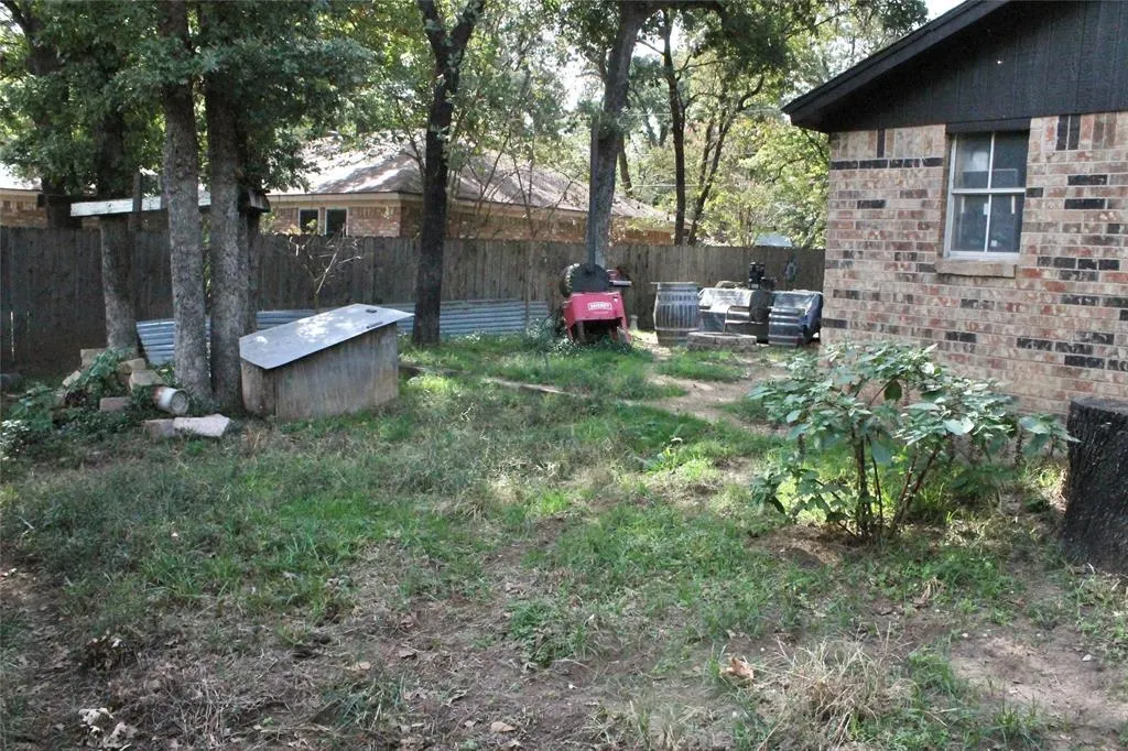 5301 Aurora Court