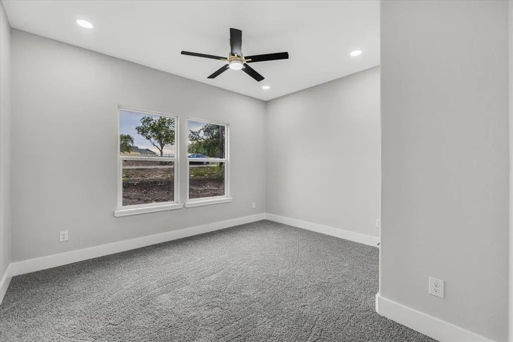8232 Money Lane