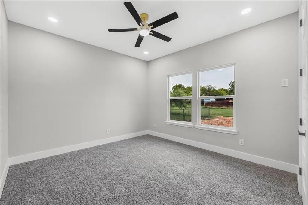 8232 Money Lane