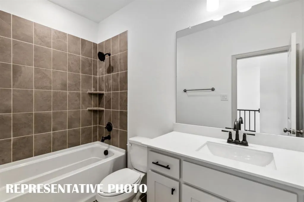 1035 Splitrock Drive