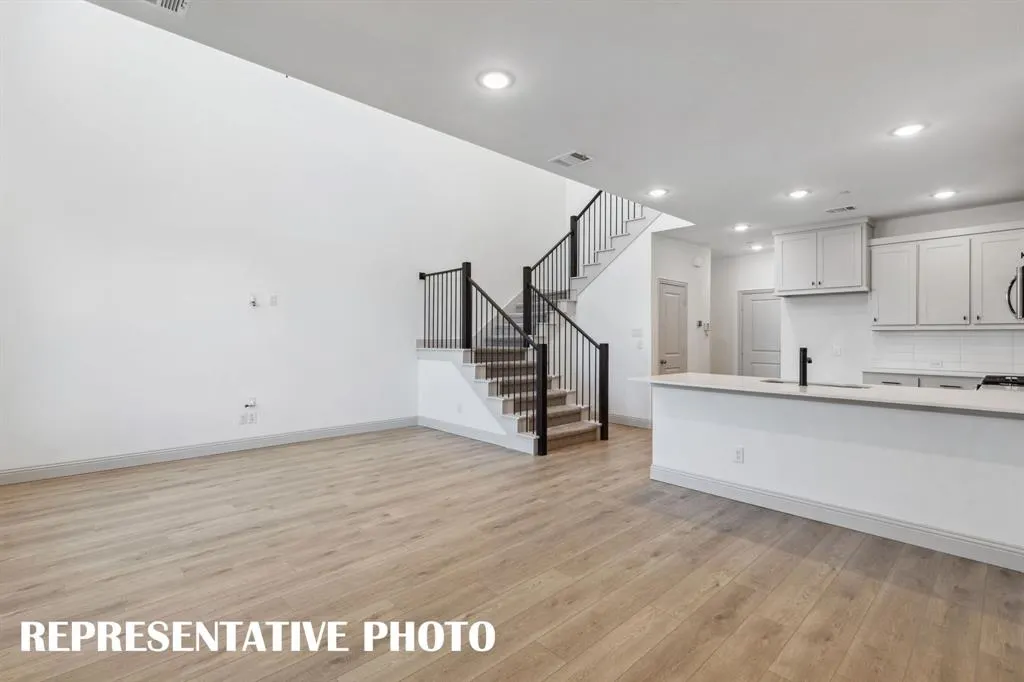 1035 Splitrock Drive