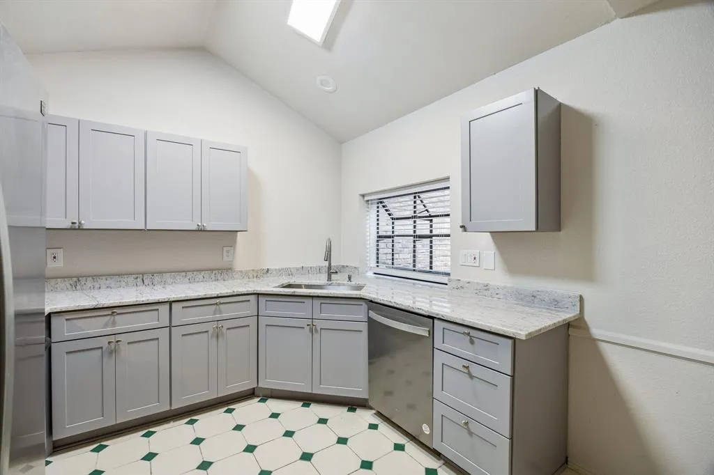 2905 Monet Place