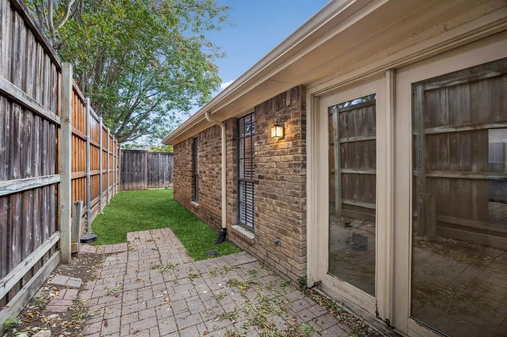 2905 Monet Place