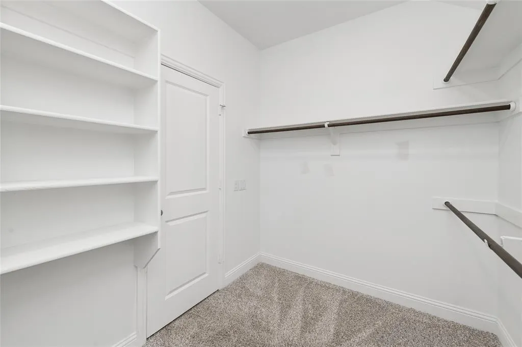 613 Cattle Chute Court